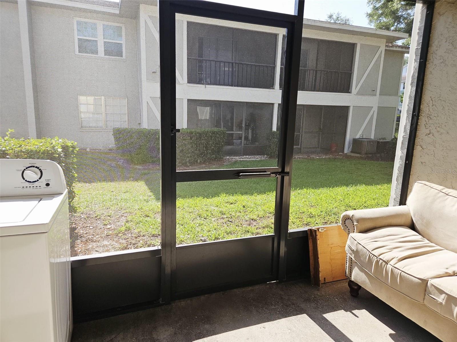 Image 22 of 25 For 14468 Reuter Strasse Circle 503