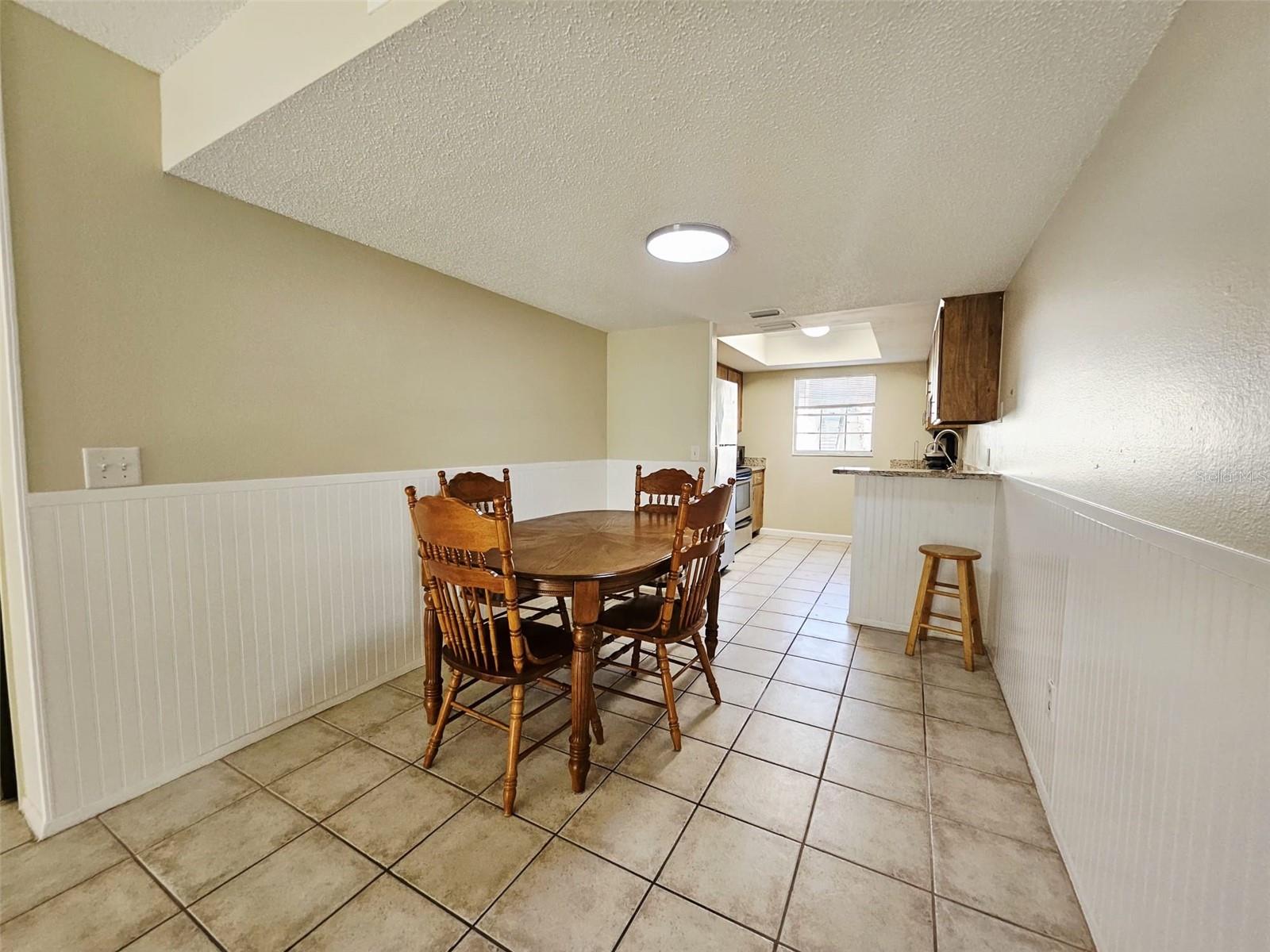 Image 5 of 25 For 14468 Reuter Strasse Circle 503