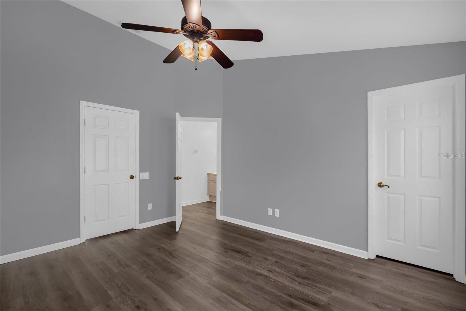 Image 16 of 29 For 2403 Silver Palm Drive