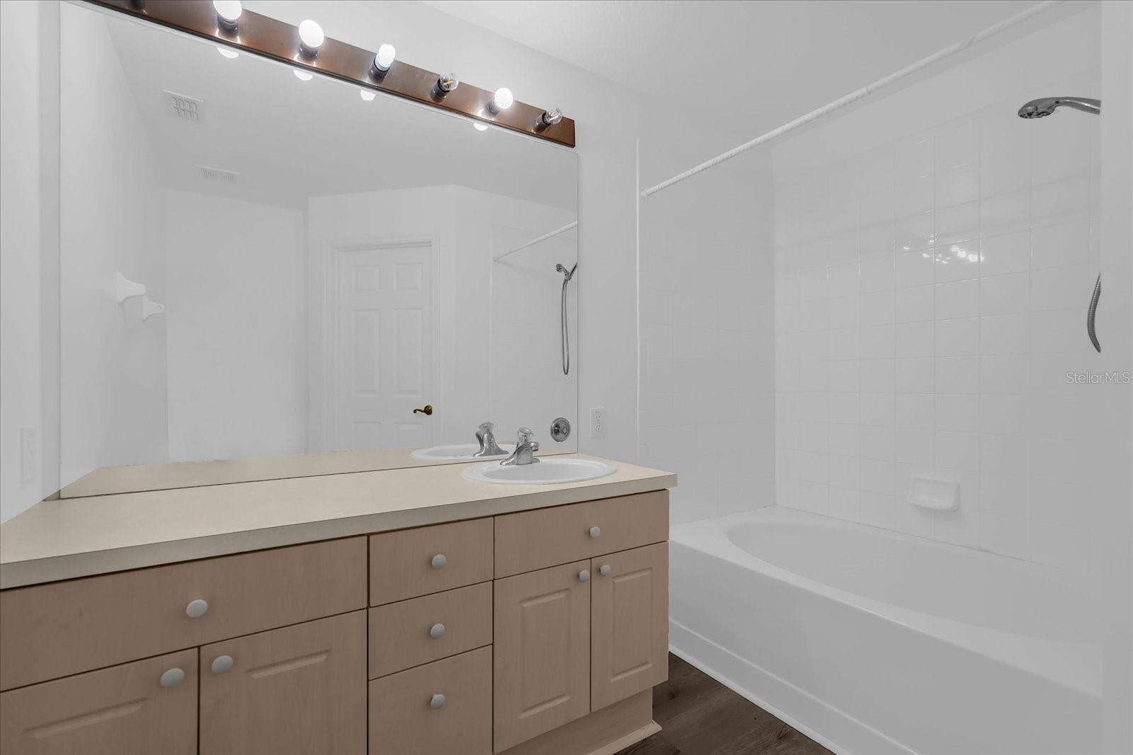 Image 20 of 29 For 2403 Silver Palm Drive