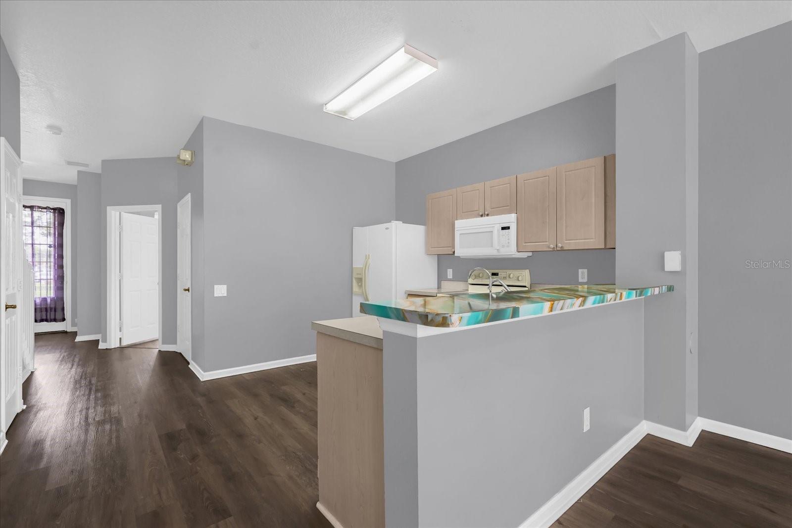 Image 7 of 29 For 2403 Silver Palm Drive