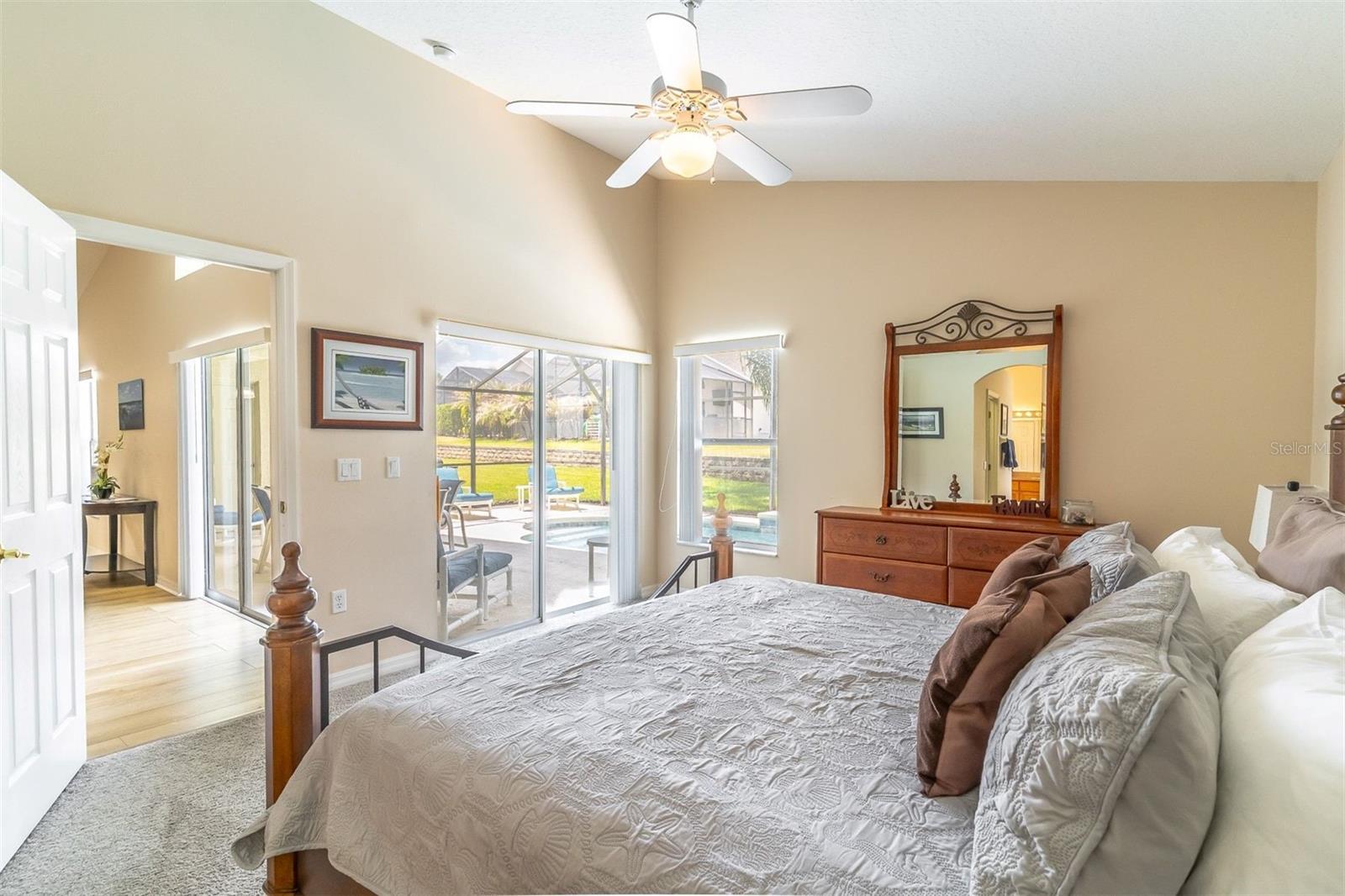 Image 9 of 44 For 513 Balmoral Drive