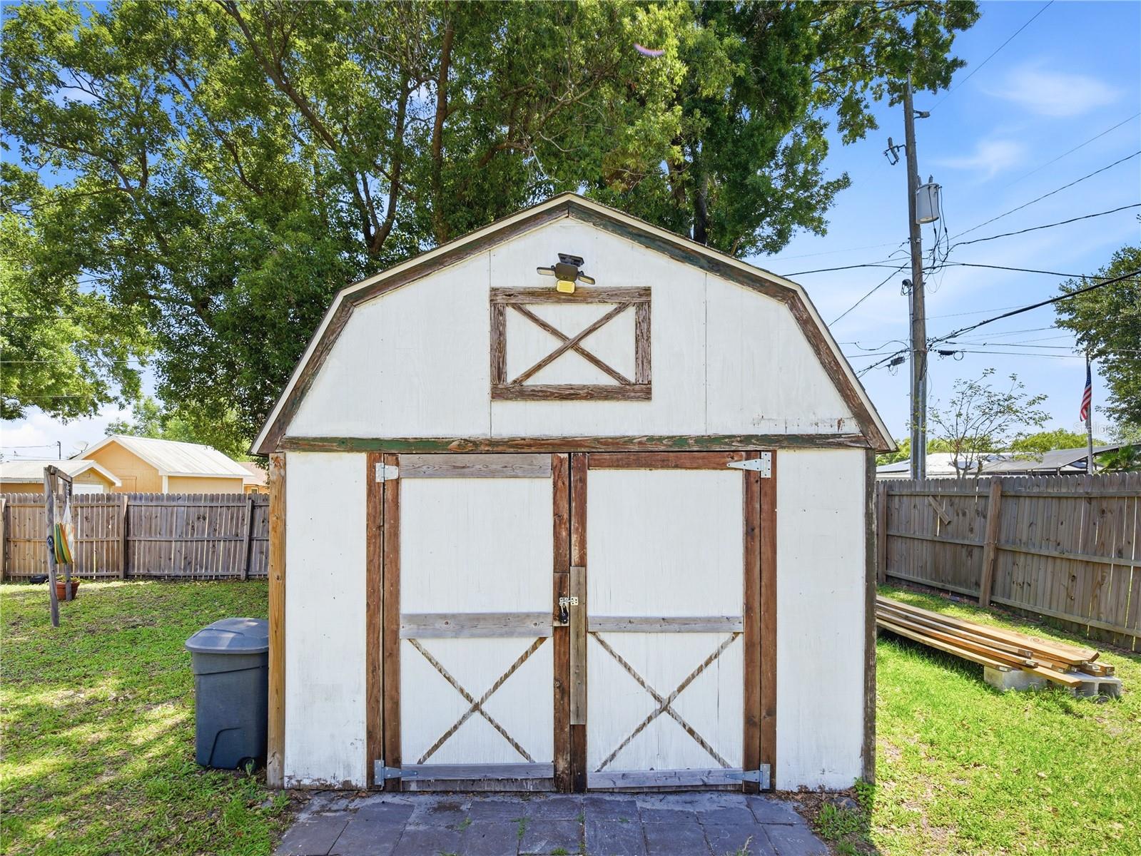 Image 20 of 28 For 1423 Louisiana Avenue