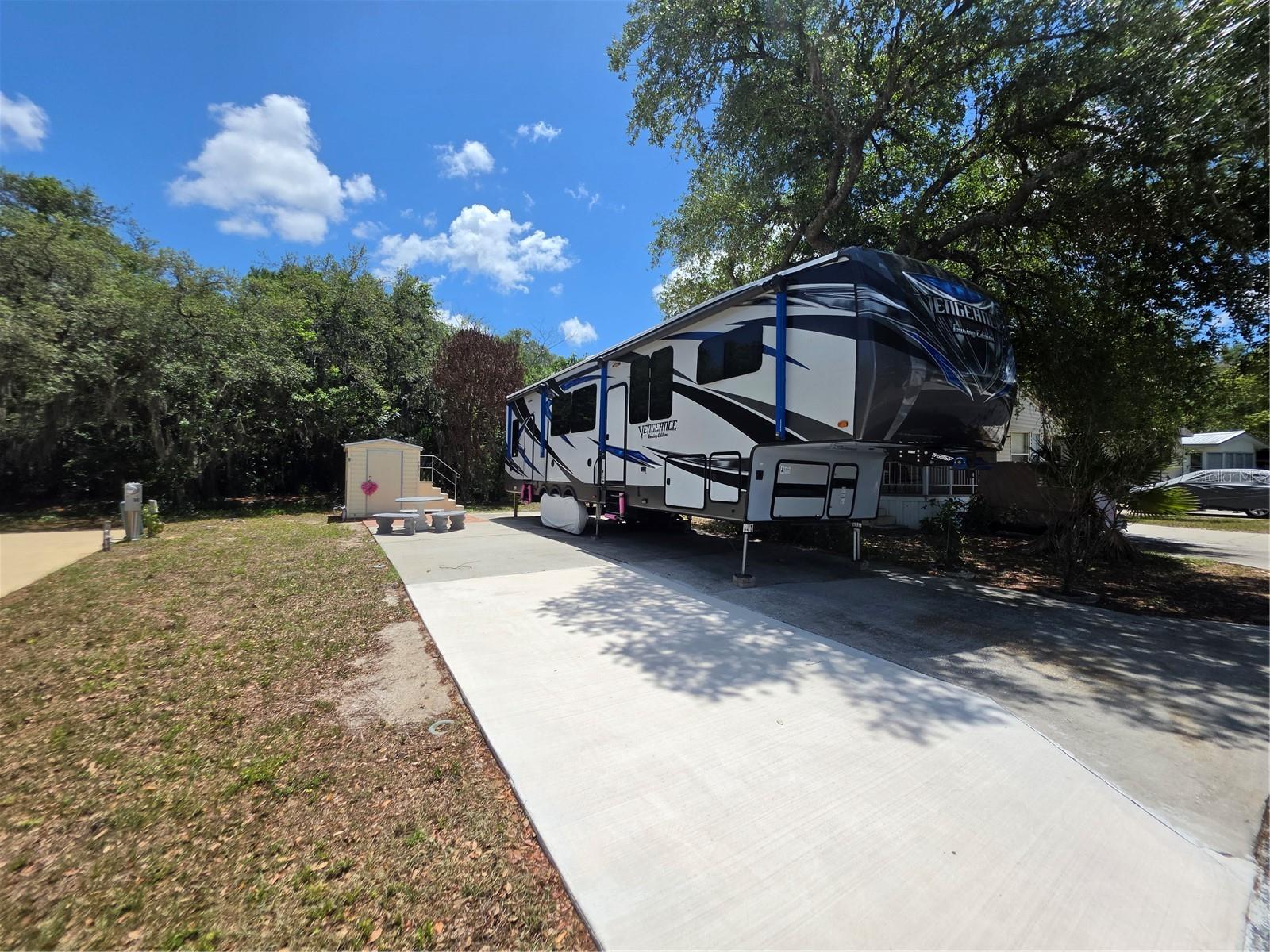 Details for 7371 International Circle, LAKE WALES, FL 33898