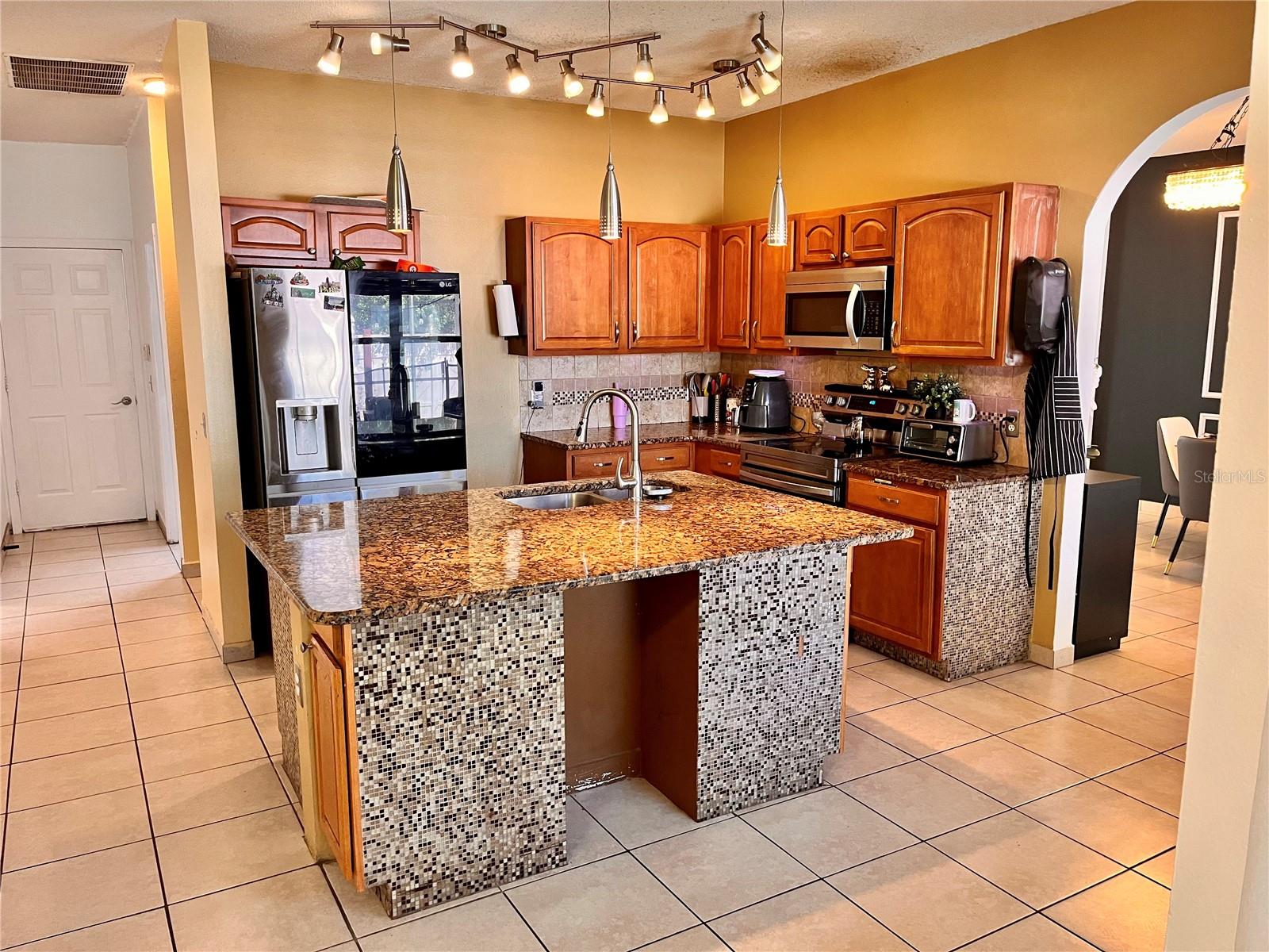 Image 13 of 21 For 577 Maricopa Drive