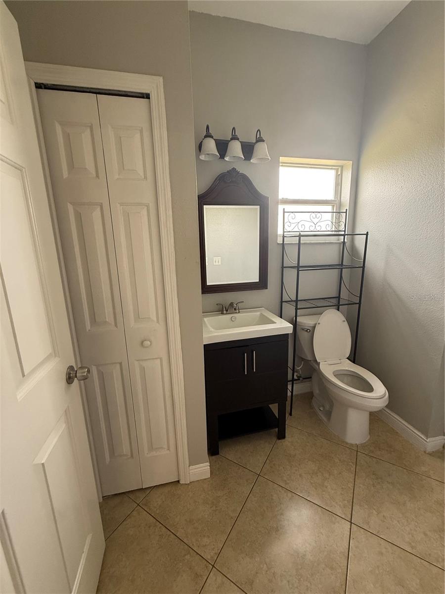 Image 12 of 15 For 819 Jarnac Drive