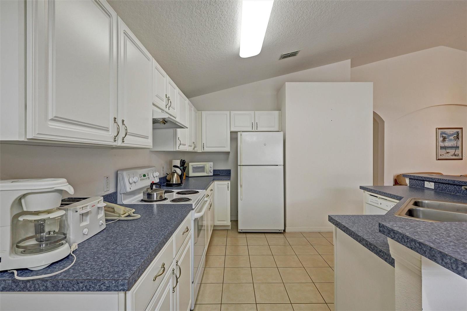 Image 11 of 42 For 101 Kildrummy Drive