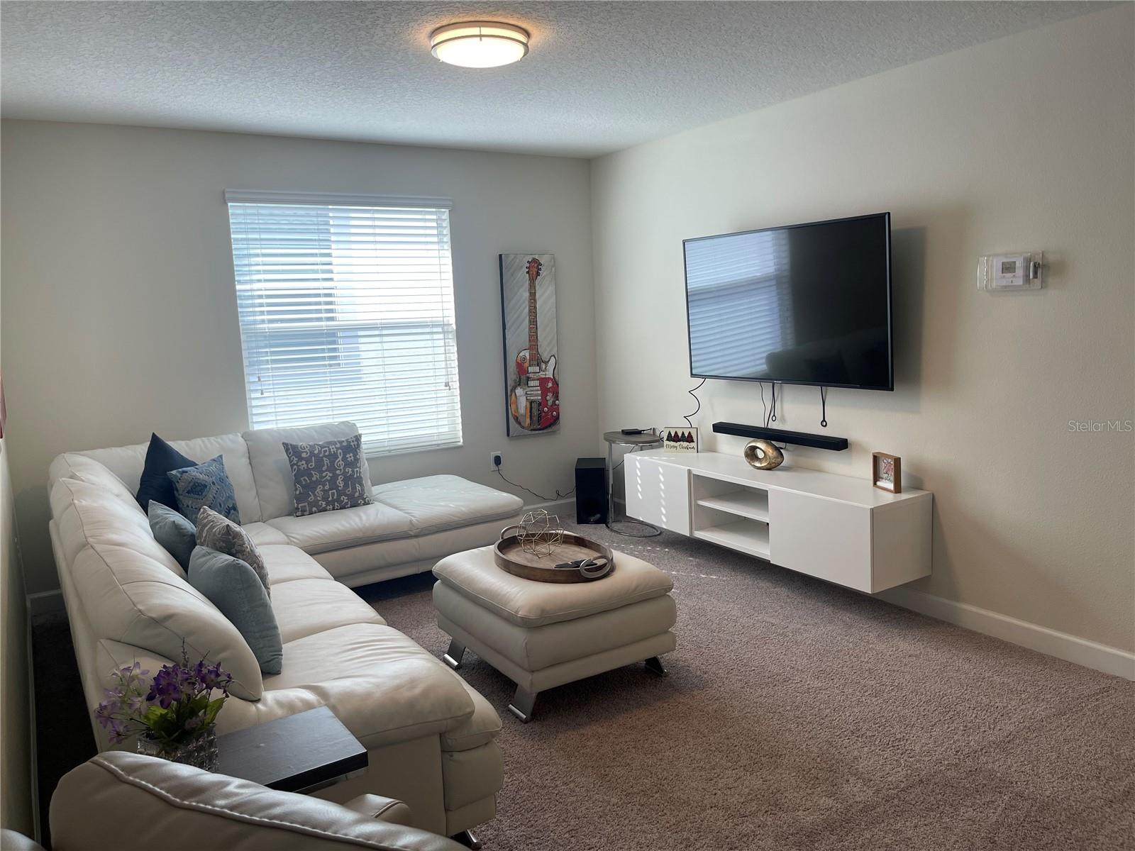 Image 4 of 29 For 1565 Flange Drive