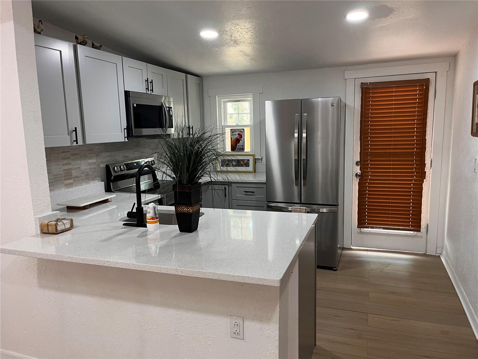 Image 6 of 21 For 2506 12th Avenue