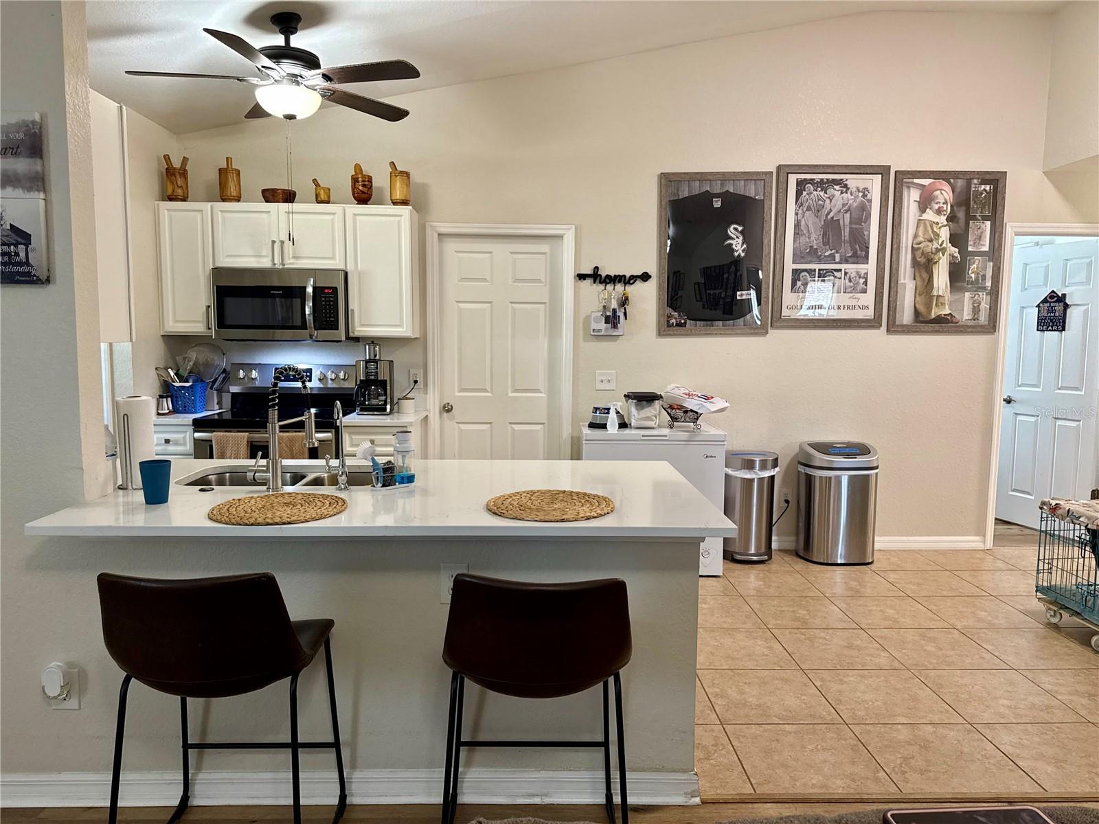 Listing photo id 20 for 313 Oak Street