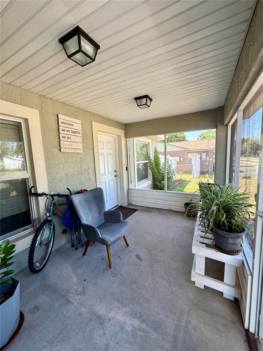 Listing photo id 22 for 313 Oak Street