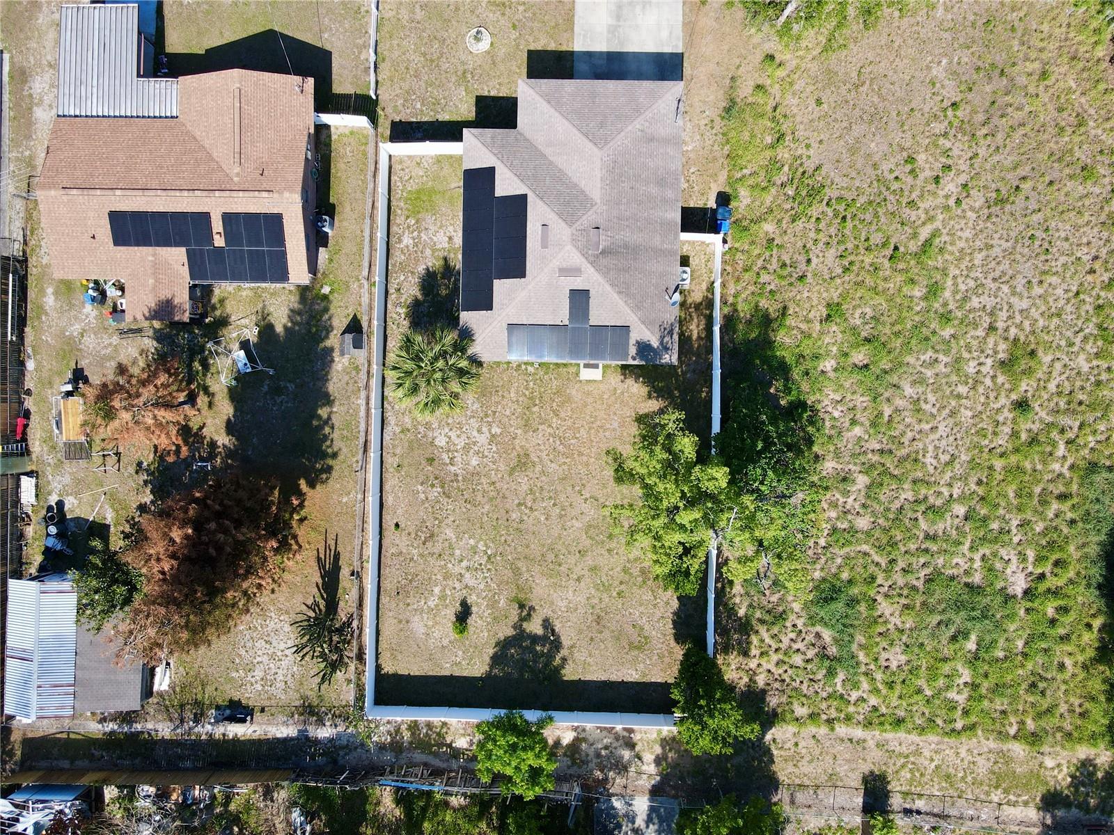 Listing photo id 35 for 313 Oak Street