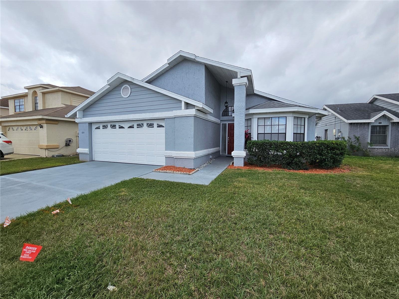 Image 2 of 27 For 1024 Whalebone Bay Drive