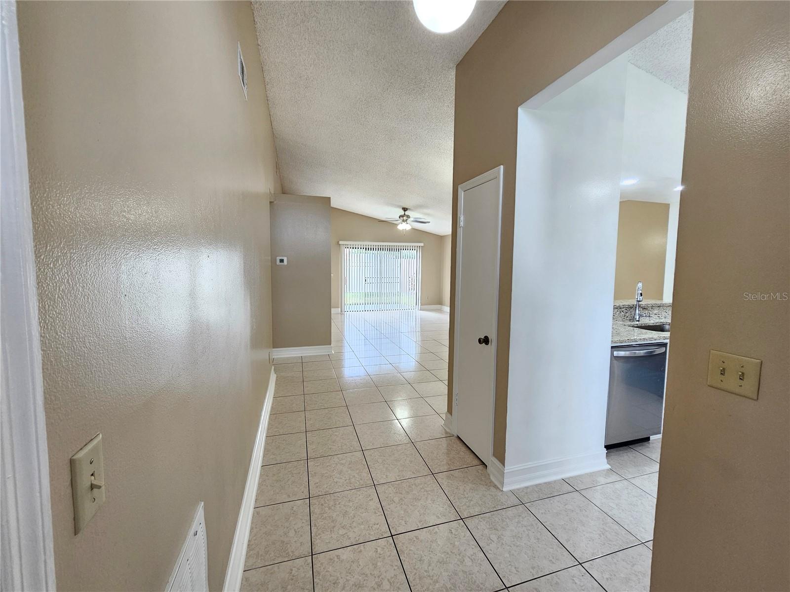 Image 3 of 27 For 1024 Whalebone Bay Drive