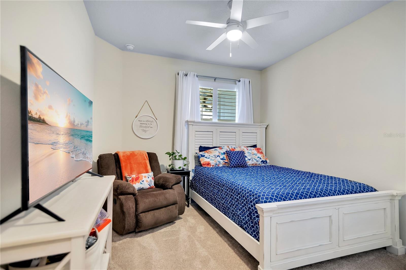 Image 26 of 40 For 15157 Aqua Sol Lane