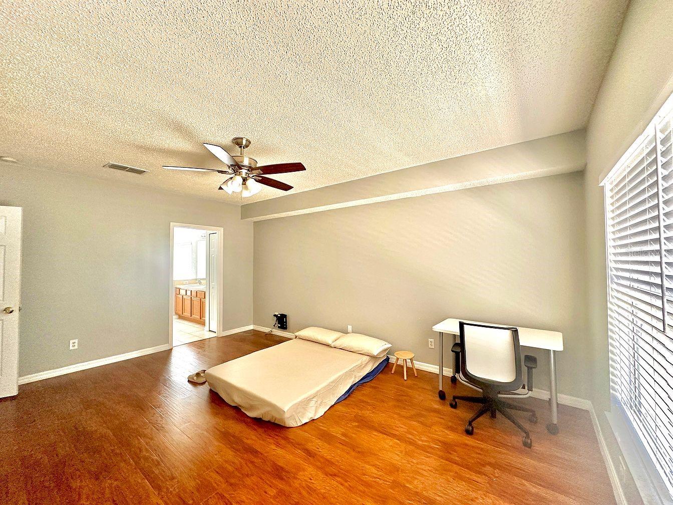 Image 19 of 57 For 8515 Palm Harbor Drive