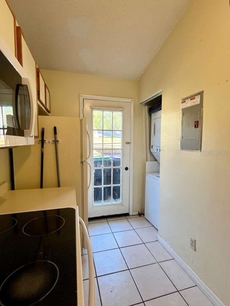 Image 10 of 37 For 108 Creekside Way