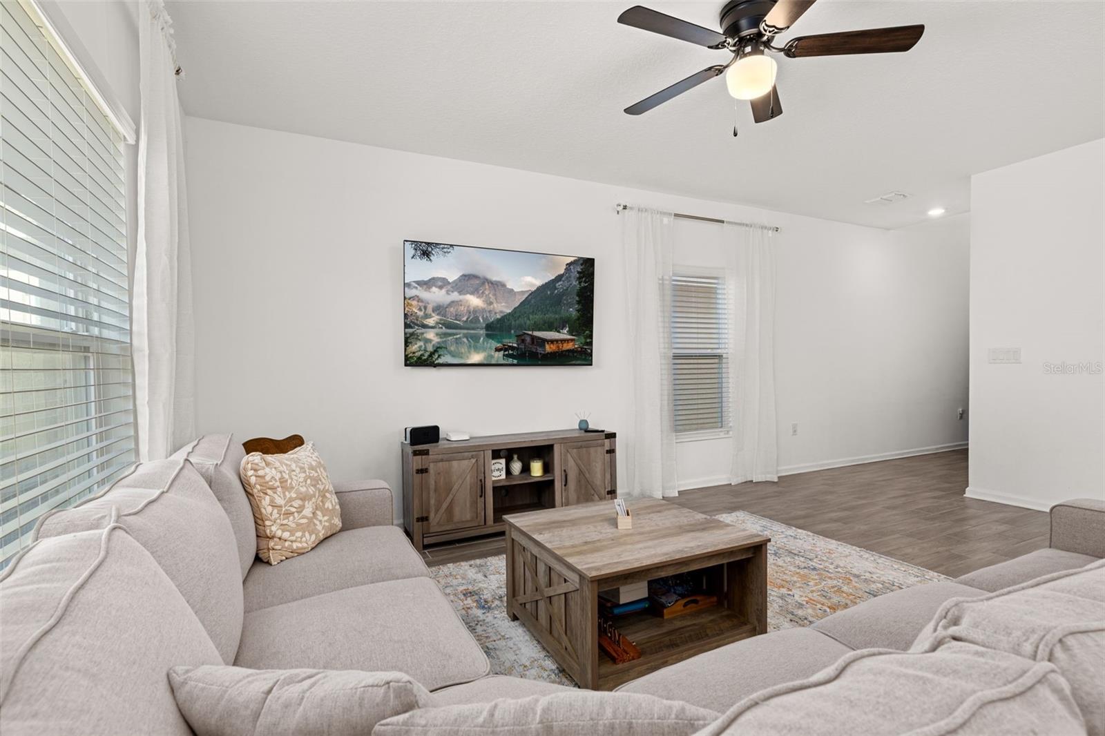 Image 10 of 62 For 1066 Berry Lane