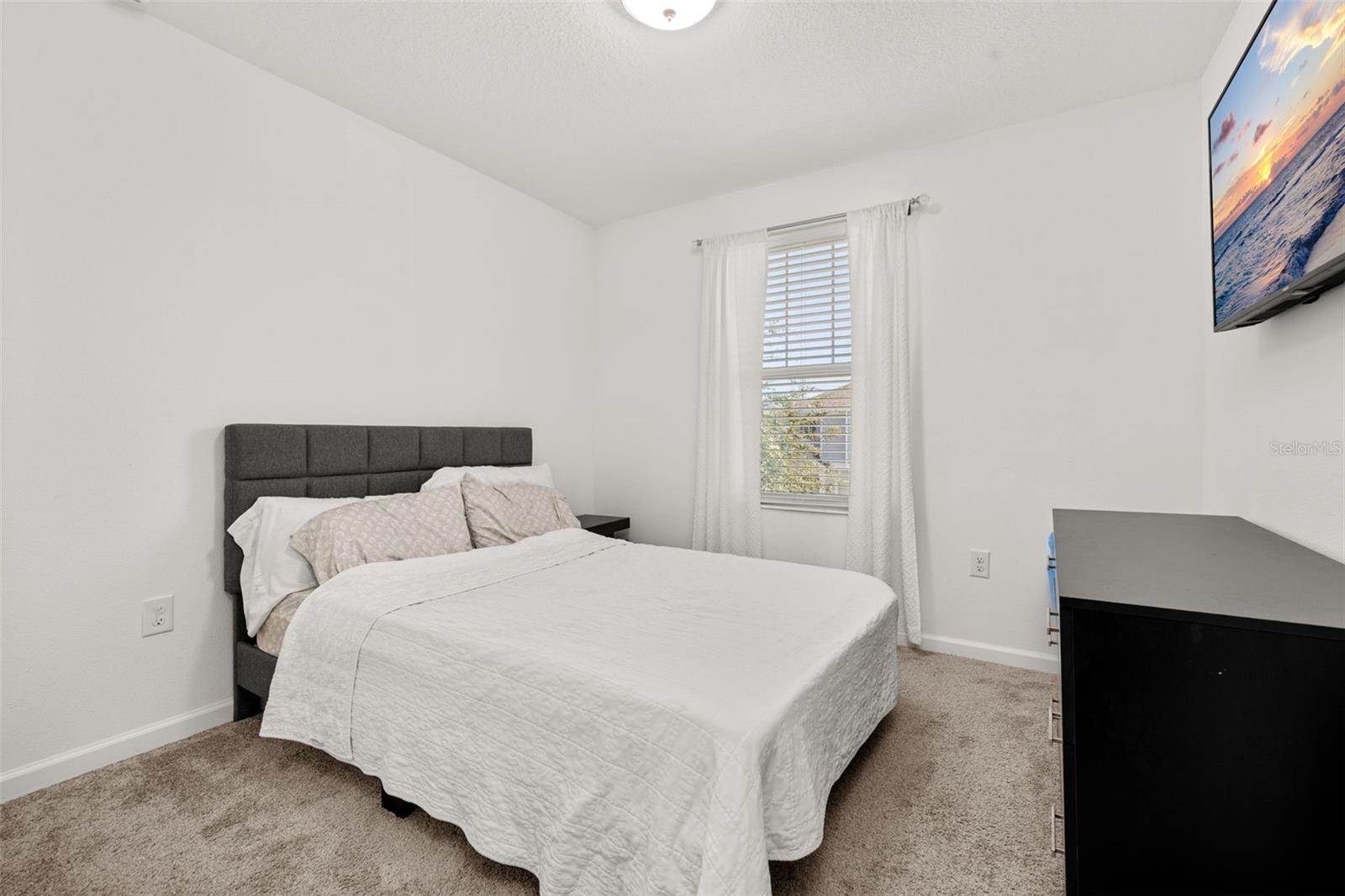 Image 36 of 62 For 1066 Berry Lane