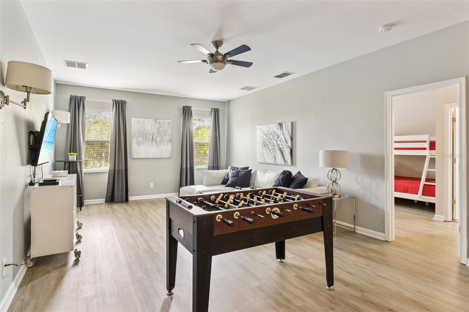 Image 37 of 80 For 4348 Acorn Court