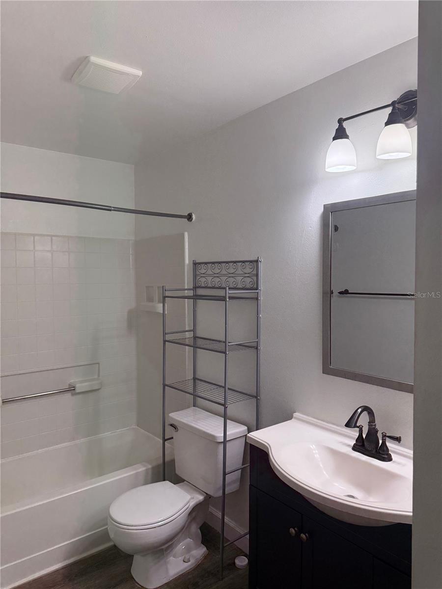 Image 12 of 27 For 3827 Bay Club Cir  103