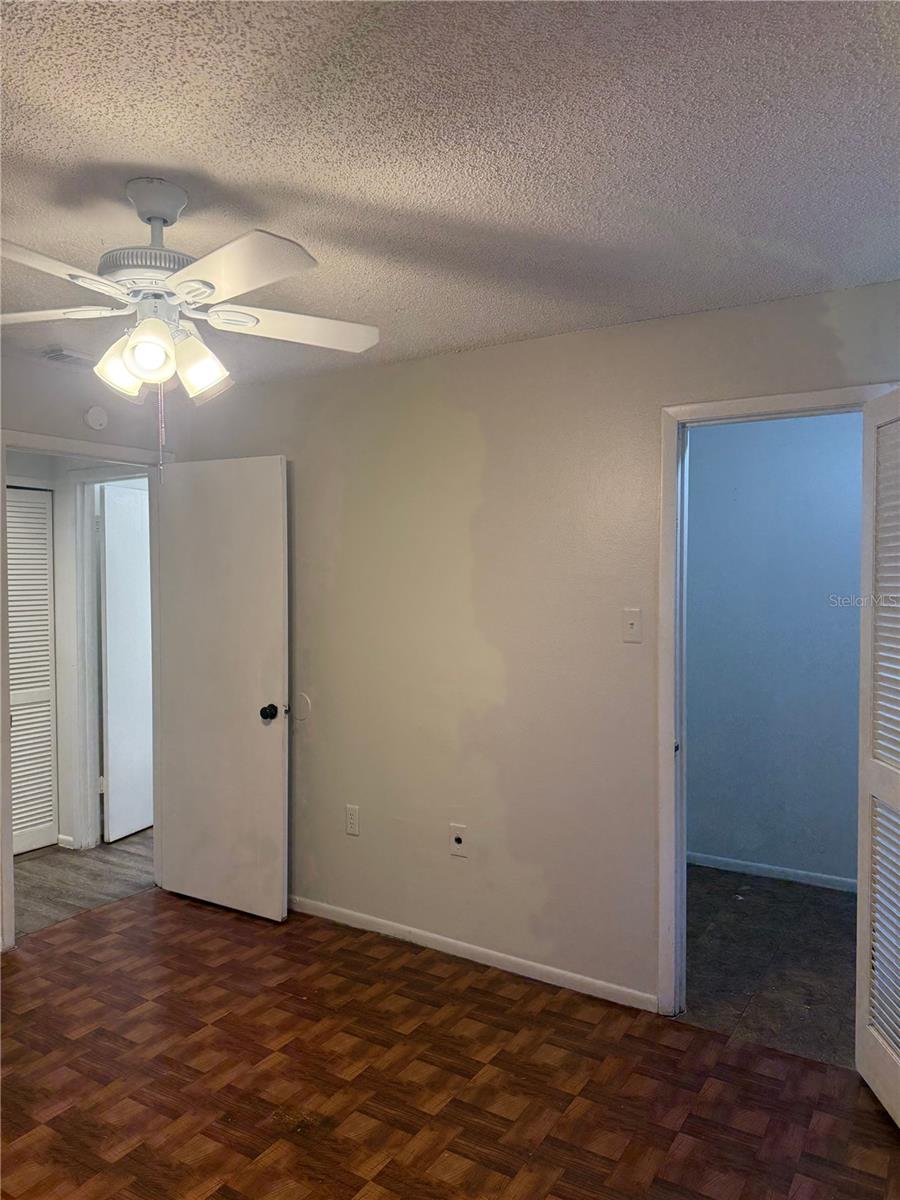 Image 15 of 27 For 3827 Bay Club Cir  103