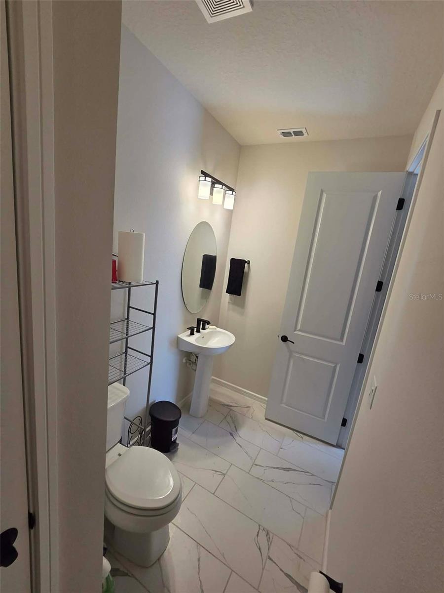 Listing photo id 20 for 12919 Willow Grove Drive