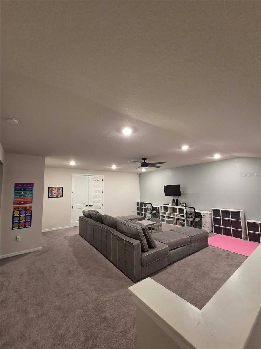 Listing photo id 25 for 12919 Willow Grove Drive