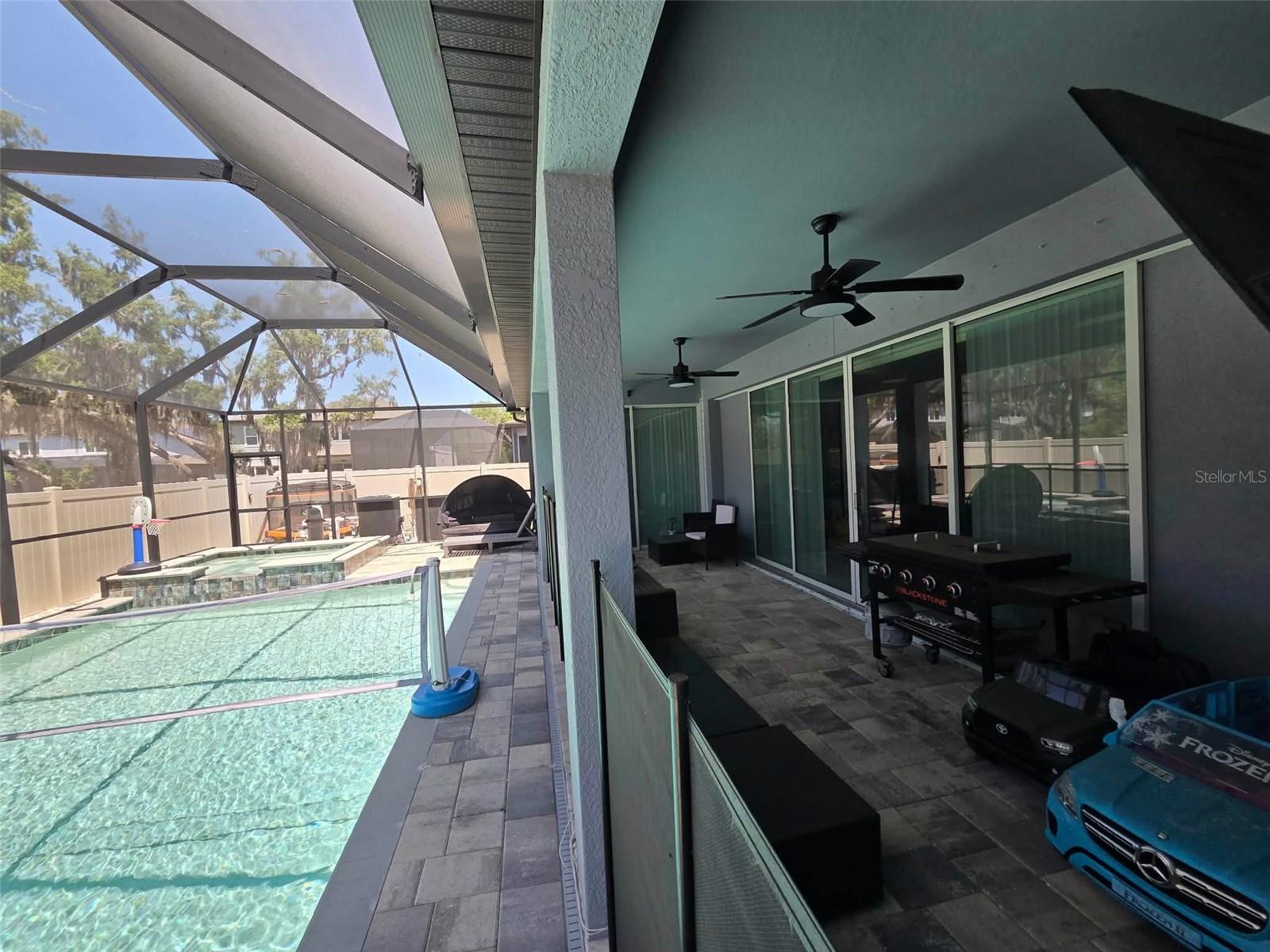 Listing photo id 47 for 12919 Willow Grove Drive