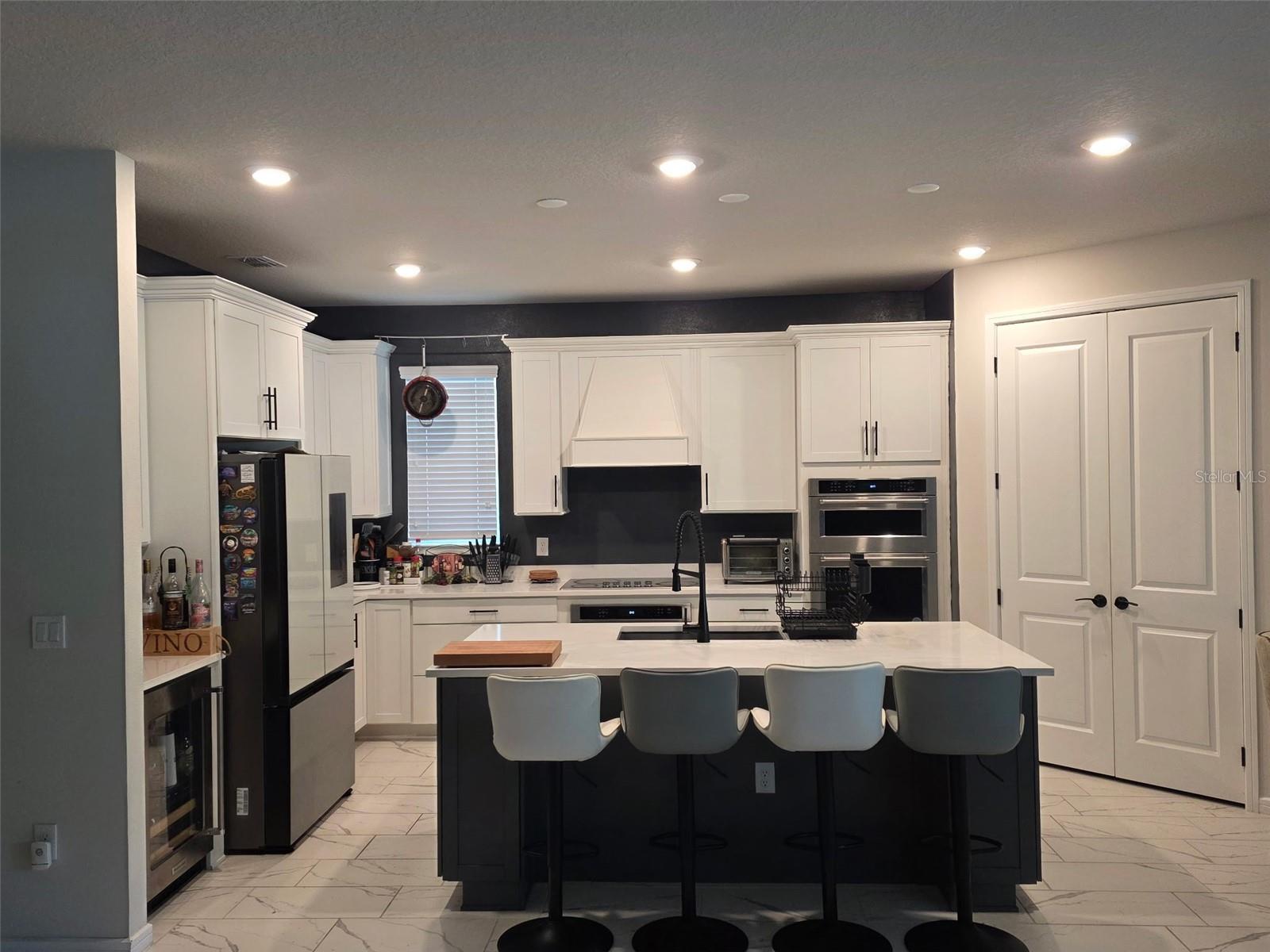 Listing photo id 7 for 12919 Willow Grove Drive
