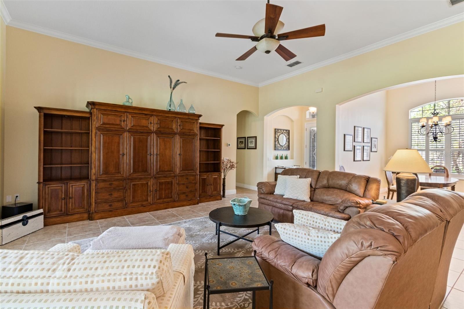 Image 11 of 80 For 1179 Cambria Bend