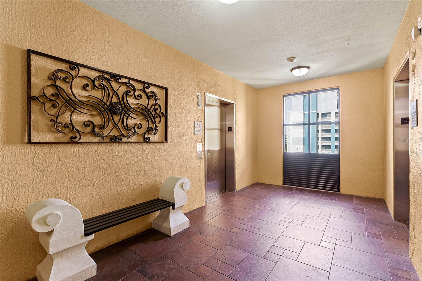 Image 2 of 38 For 12544 Floridays Resort Drive 506-b