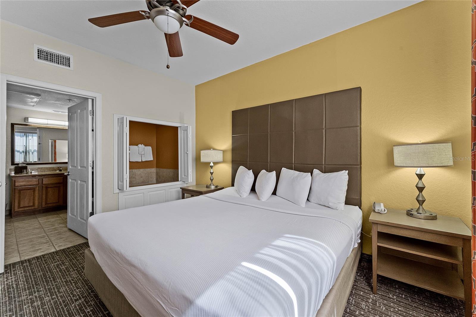 Image 20 of 38 For 12544 Floridays Resort Drive 506-b