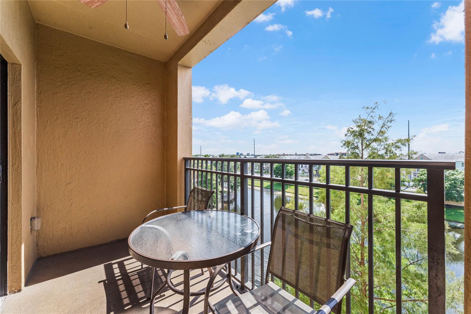 Image 26 of 38 For 12544 Floridays Resort Drive 506-b