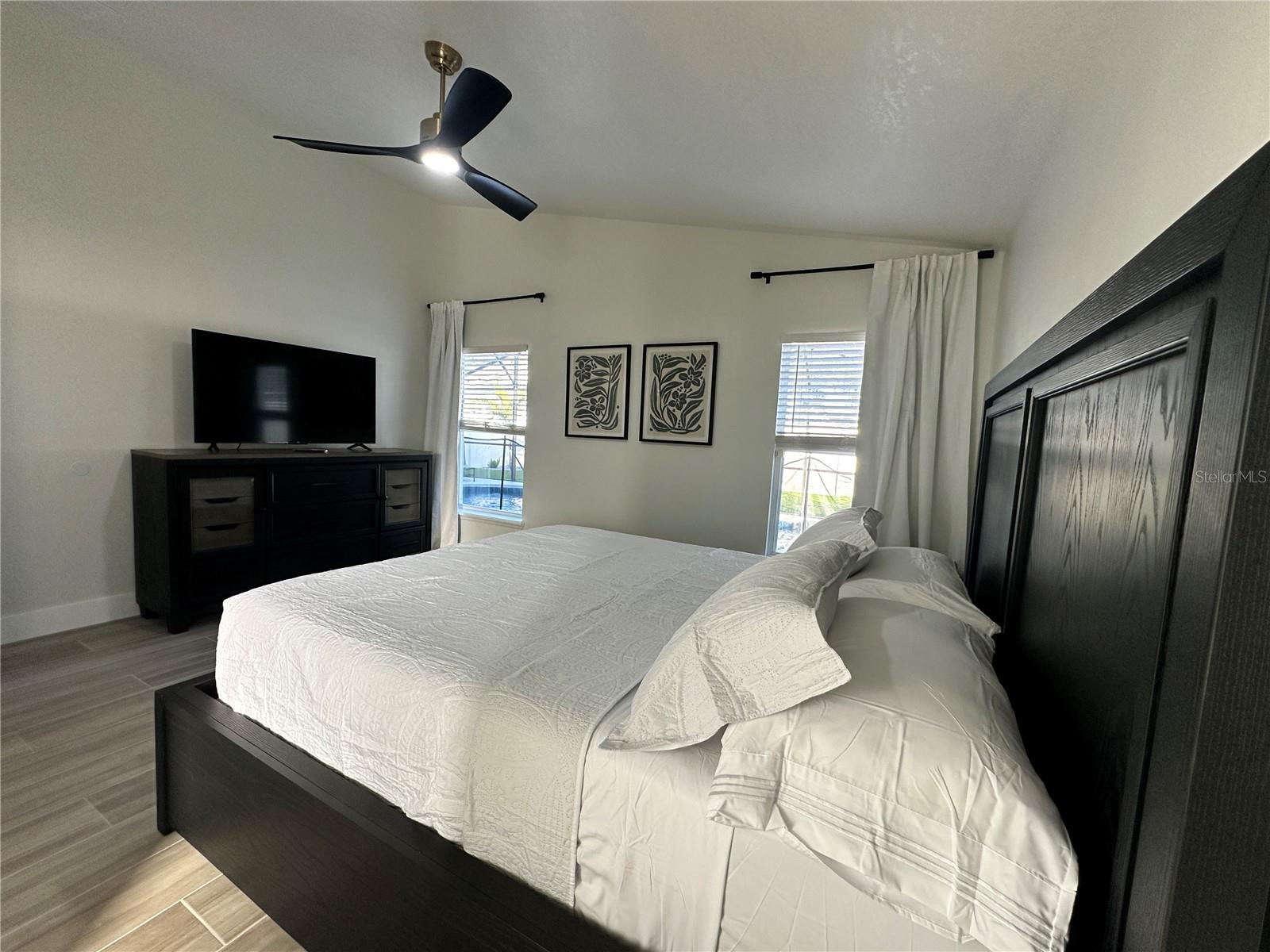 Image 12 of 40 For 17410 Woodcrest Way