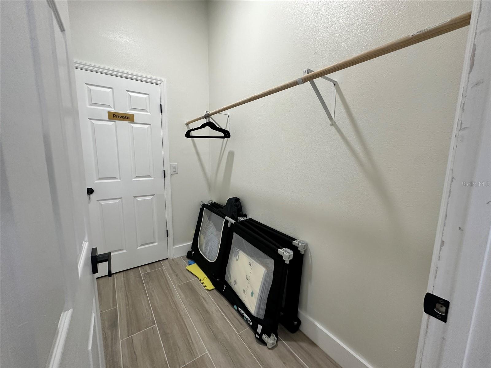 Image 36 of 40 For 17410 Woodcrest Way