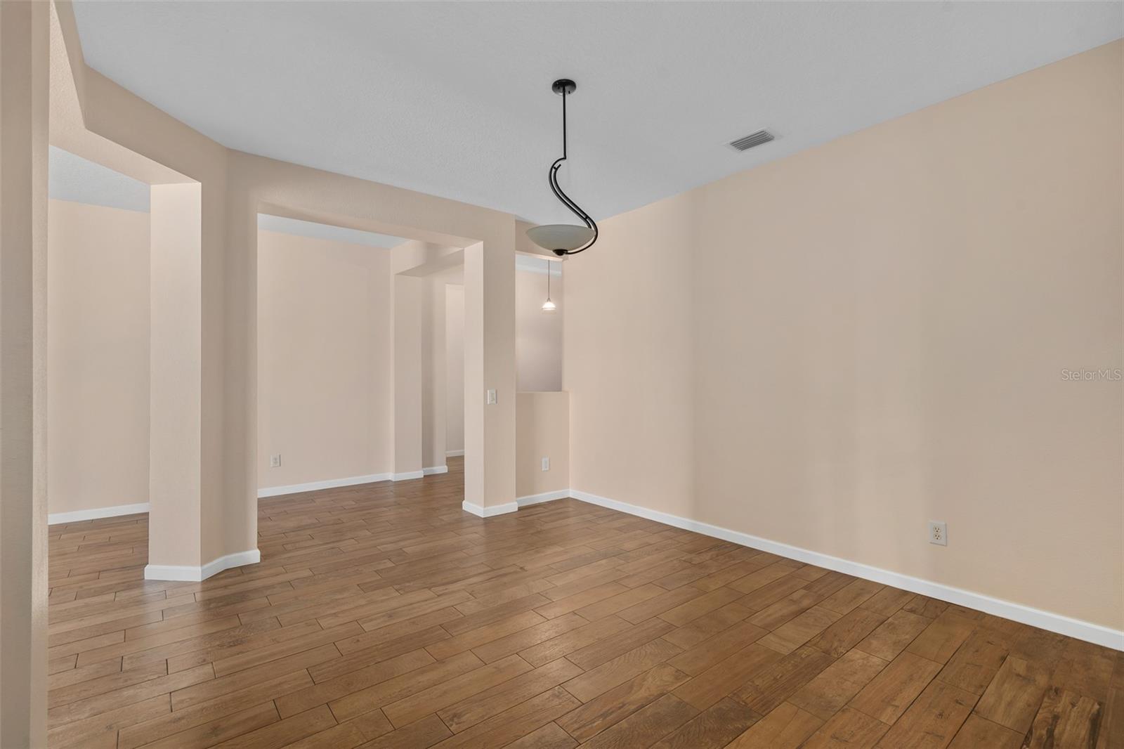 Image 7 of 38 For 1513 Harrier Drive