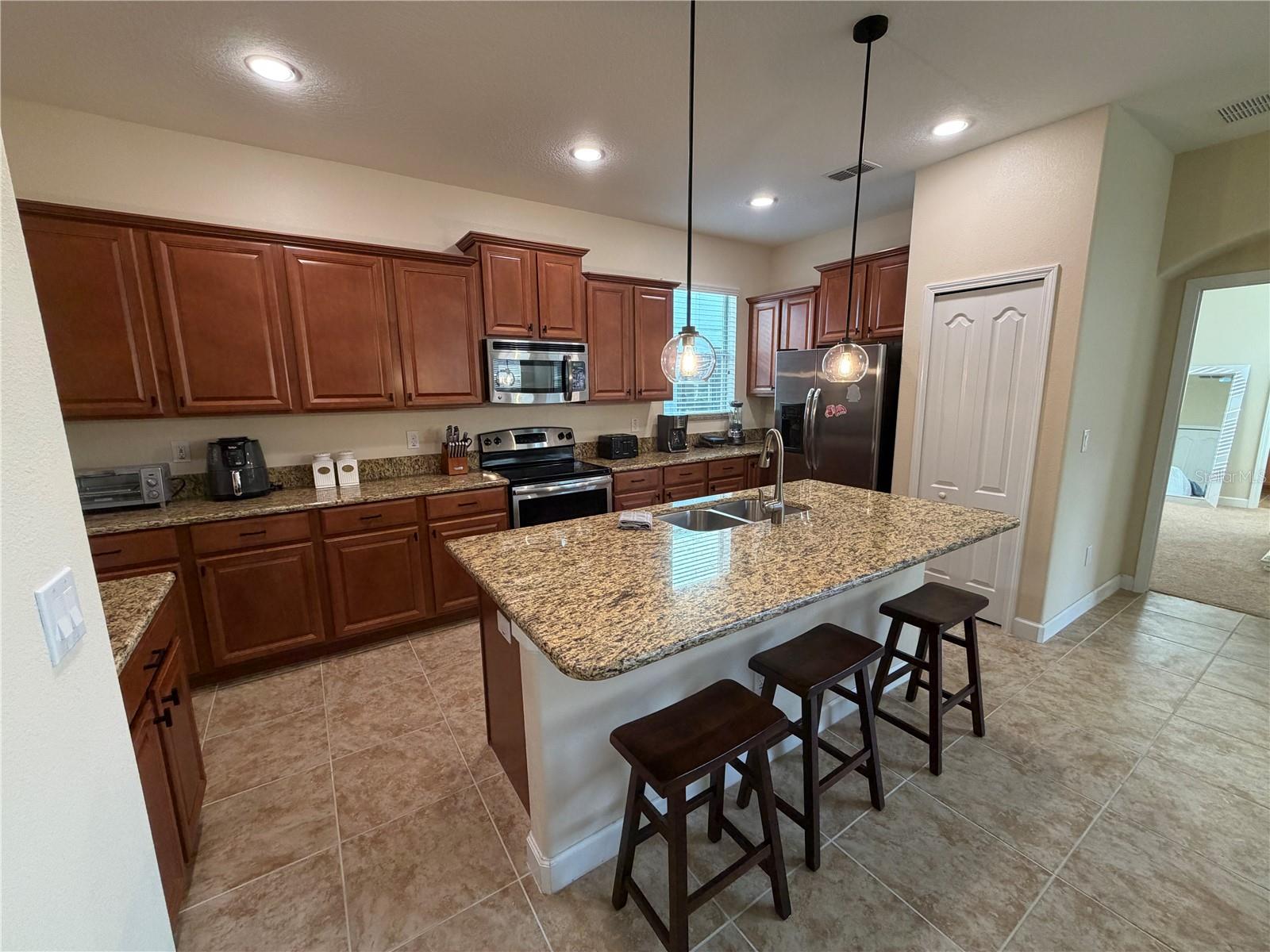 Image 15 of 33 For 8958 Sugar Palm Road