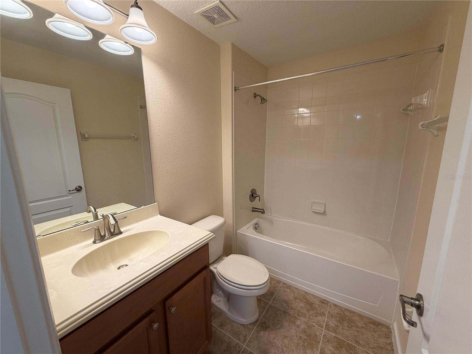 Image 23 of 33 For 8958 Sugar Palm Road
