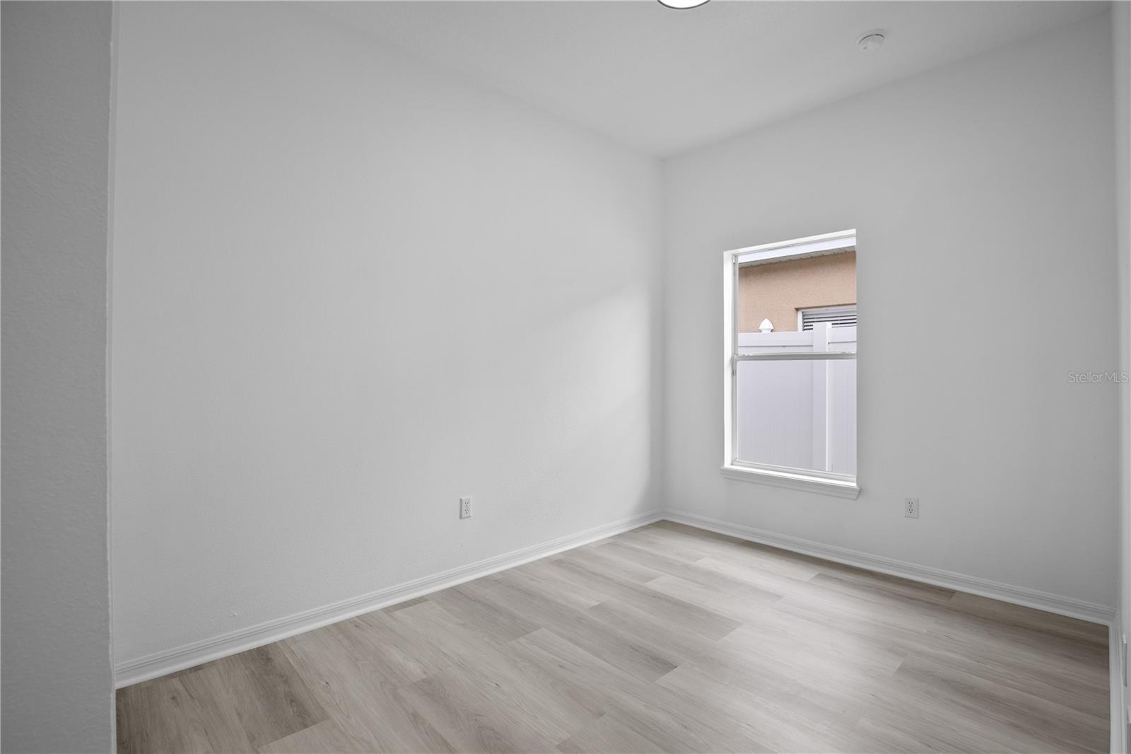 Image 18 of 32 For 4406 Hidden Meadow Drive