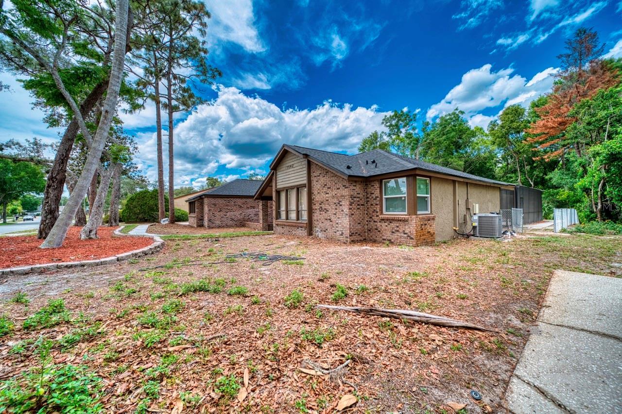 Image 3 of 62 For 1542 Sugarwood Circle