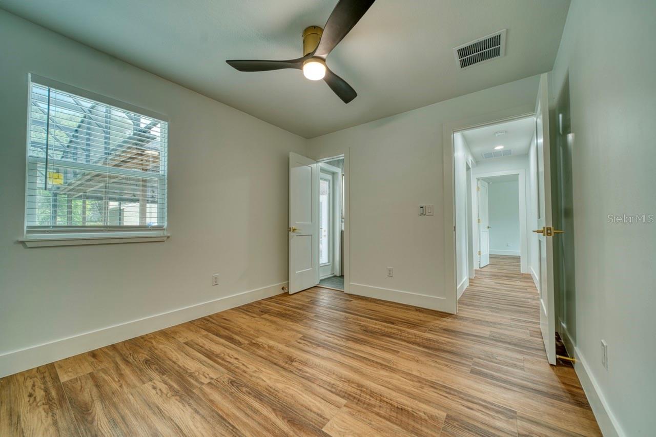 Image 37 of 62 For 1542 Sugarwood Circle