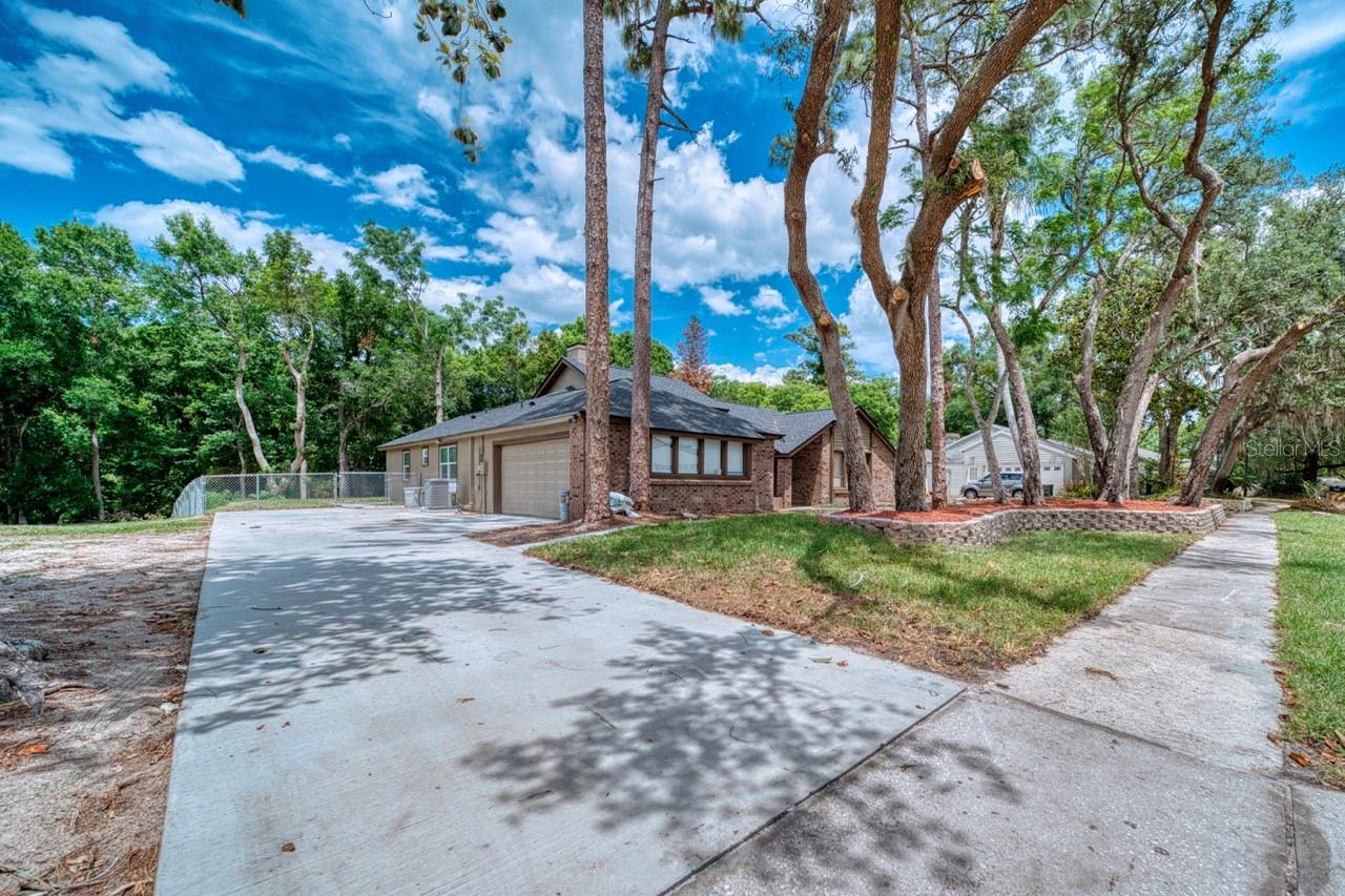 Image 42 of 62 For 1542 Sugarwood Circle