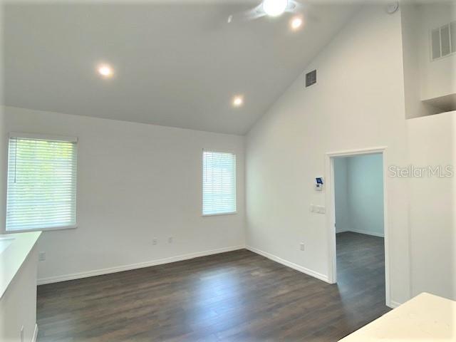 Image 2 of 15 For 1128 Rush Street B