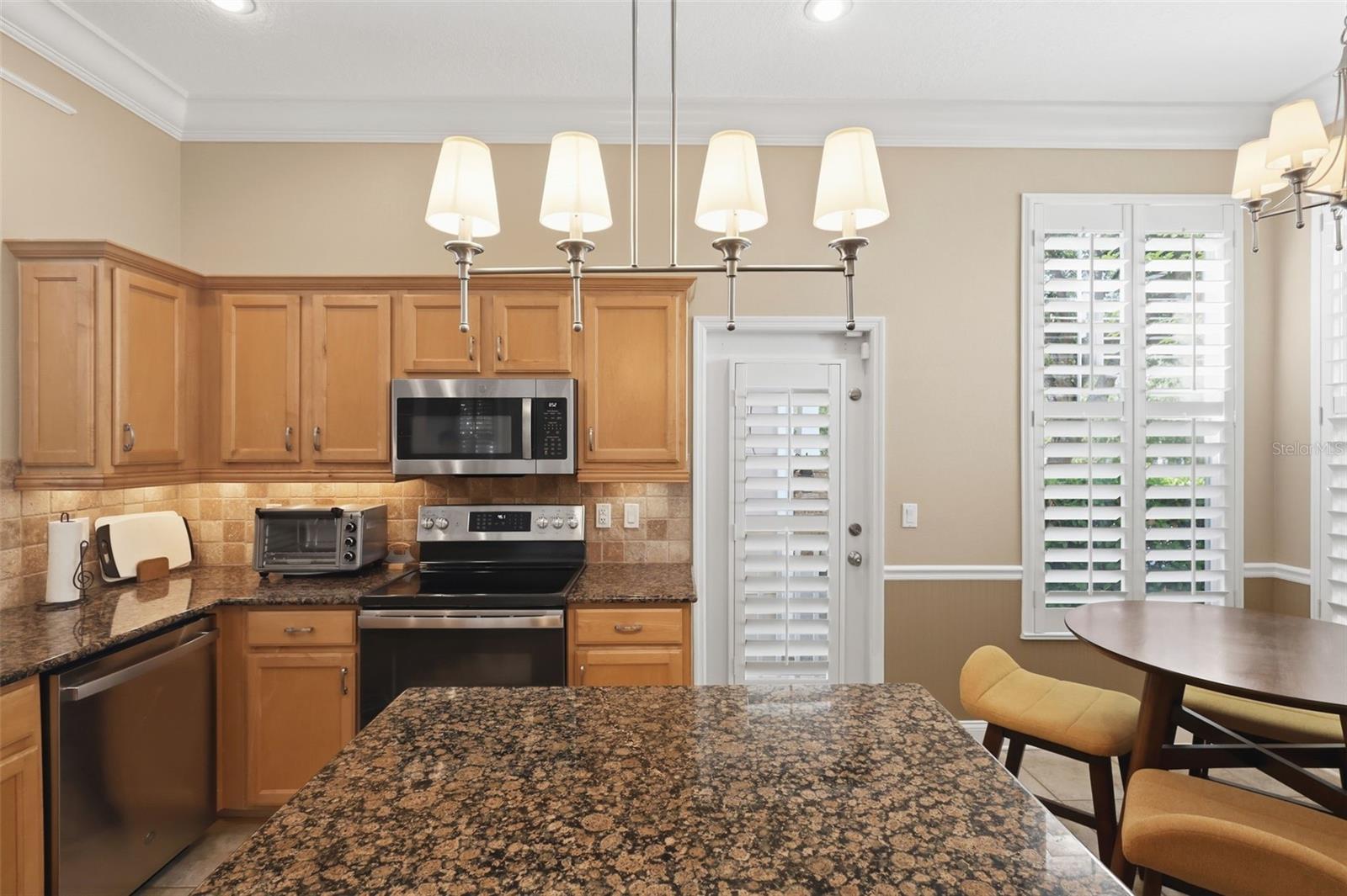Image 21 of 50 For 907 Pawstand Road