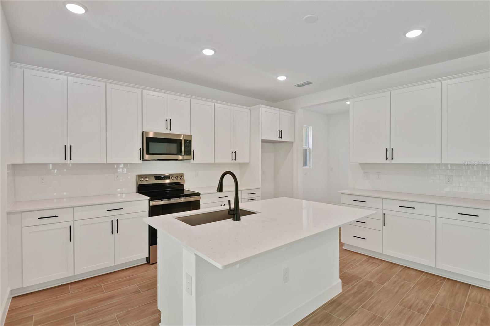 Image 10 of 23 For 1034 Cloud Ridge Court