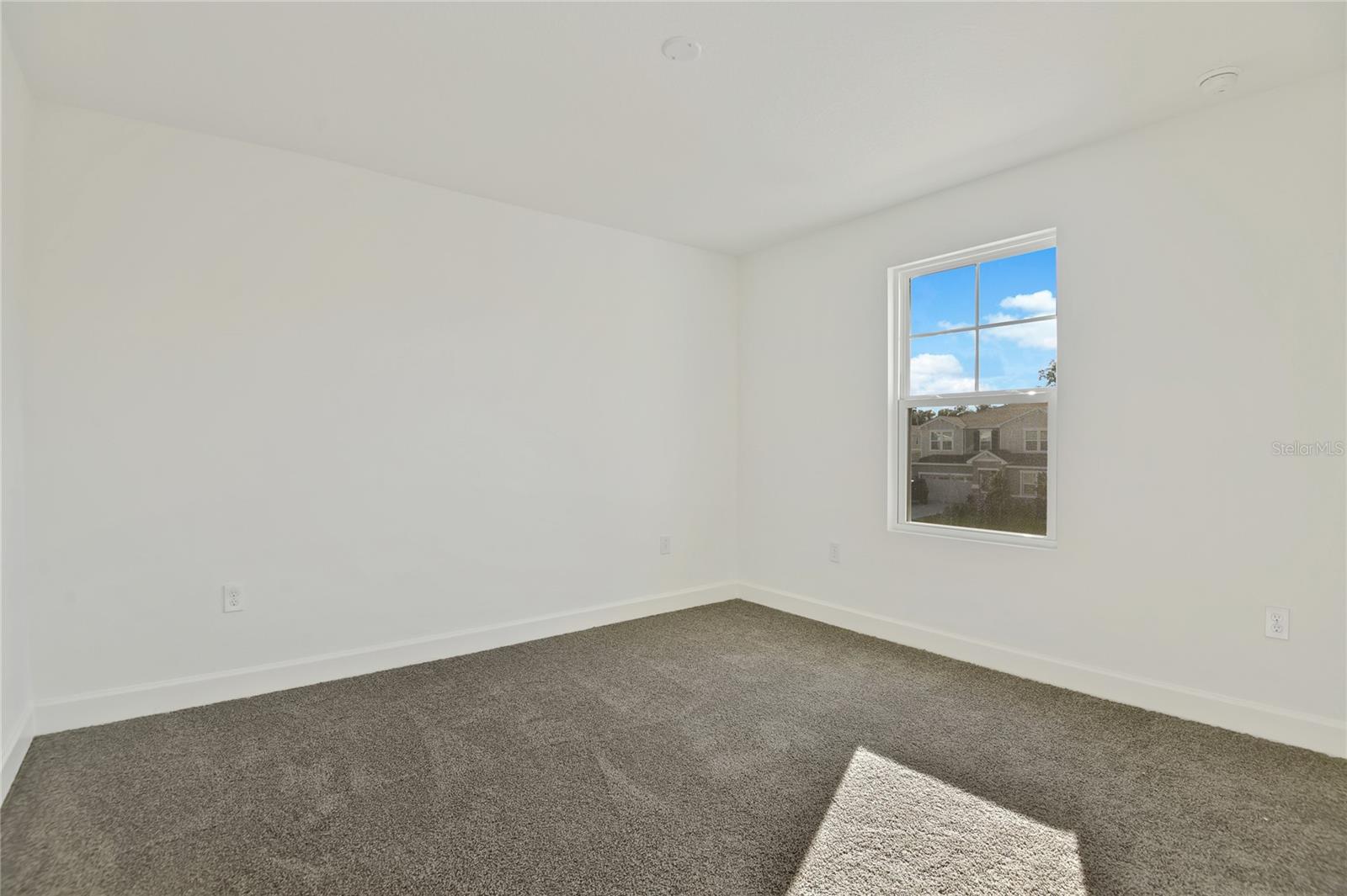 Image 19 of 23 For 1034 Cloud Ridge Court