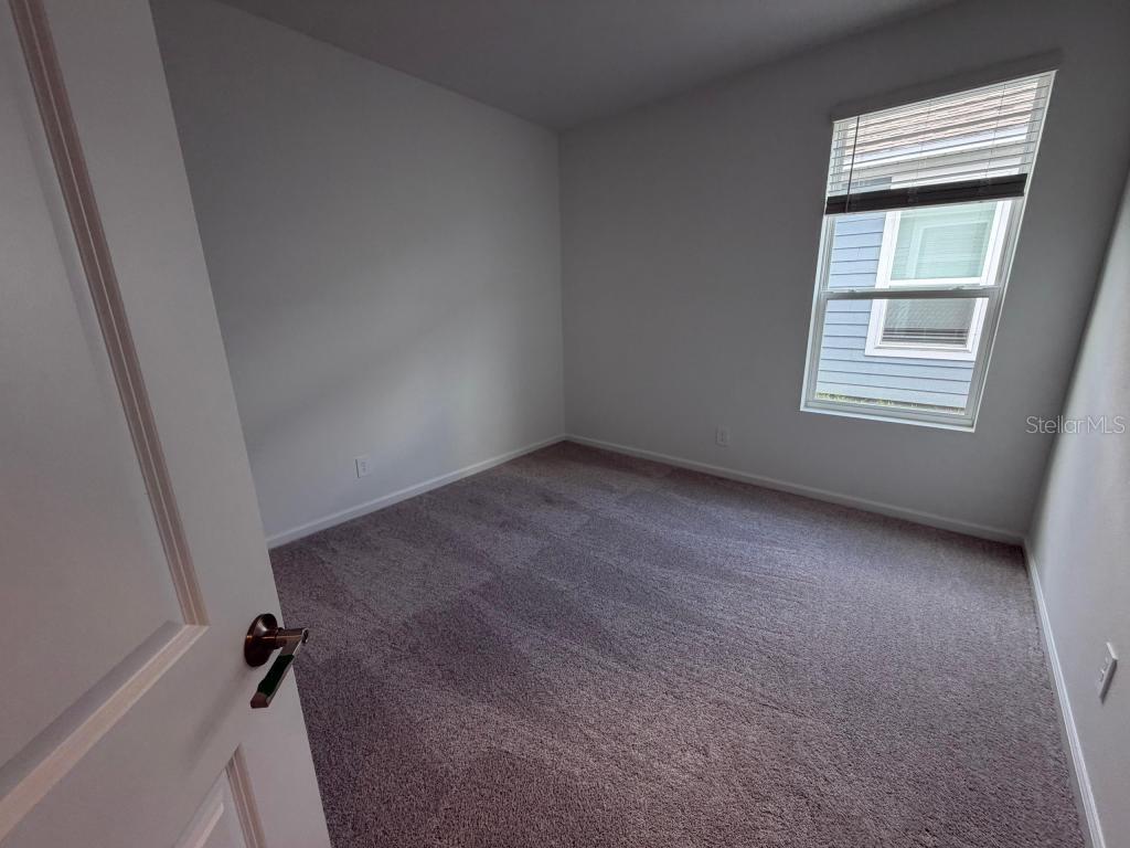 Image 10 of 13 For 4371 Vibernum Avenue A