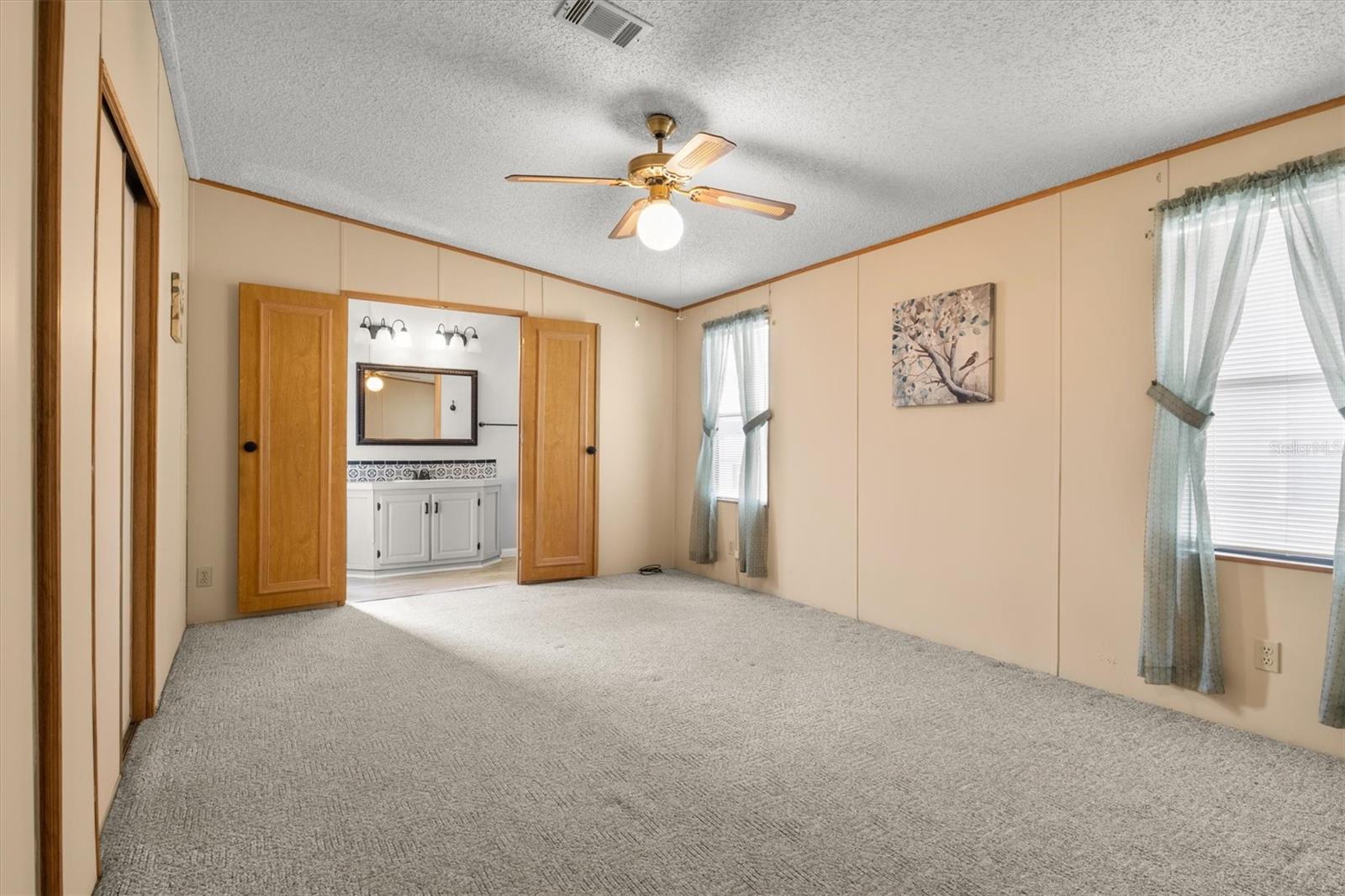 Image 16 of 40 For 347 Edgewood Boulevard