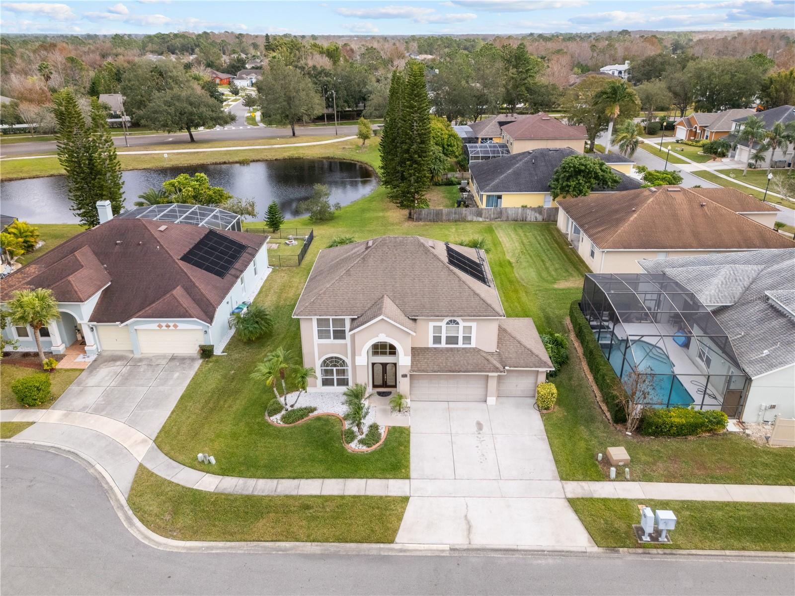 Image 2 of 42 For 617 Lakescape Court